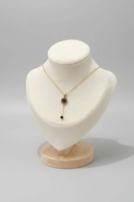 Black Roman Pendant Necklace (Anti-Tarnish)