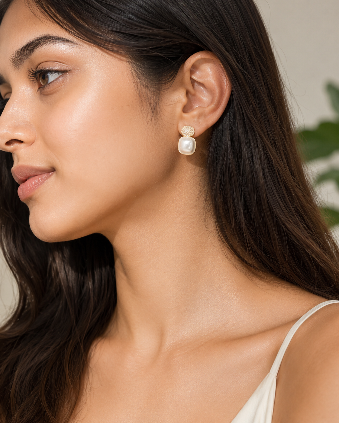 Pearl Glow Statement Stud Earrings