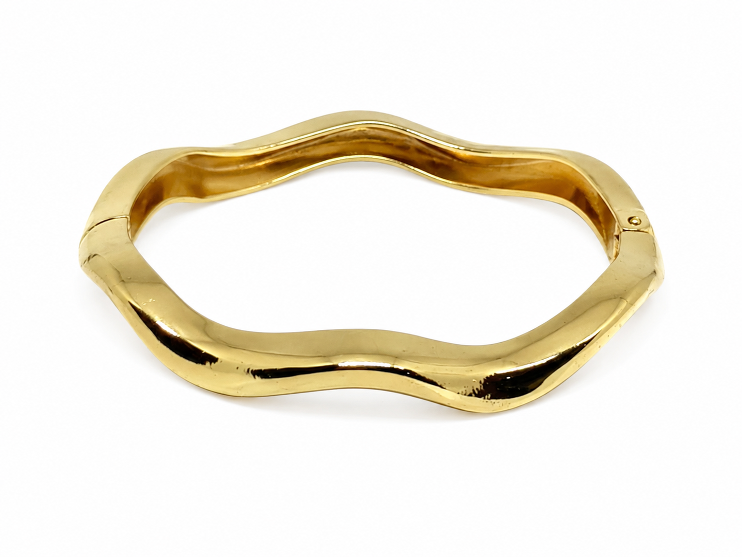 Golden Wave Sculpt Bangle