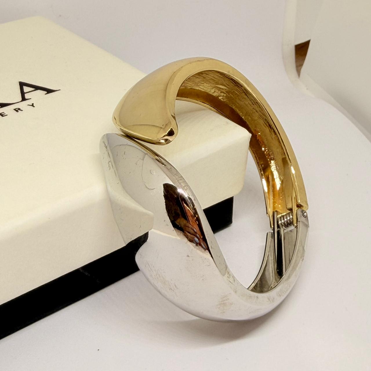 Dual Tone Sculpted Cuff Bracelet (Anti Tarnish)
