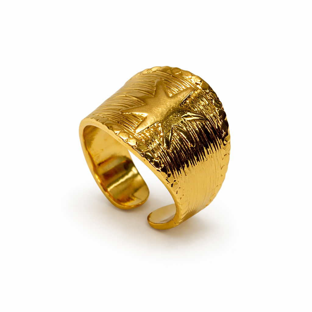 Star Textured Statement Ring
