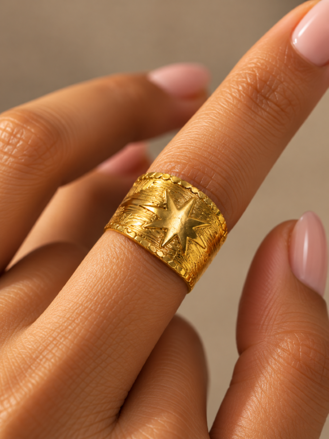 Star Textured Statement Ring (Anti Tarnish)