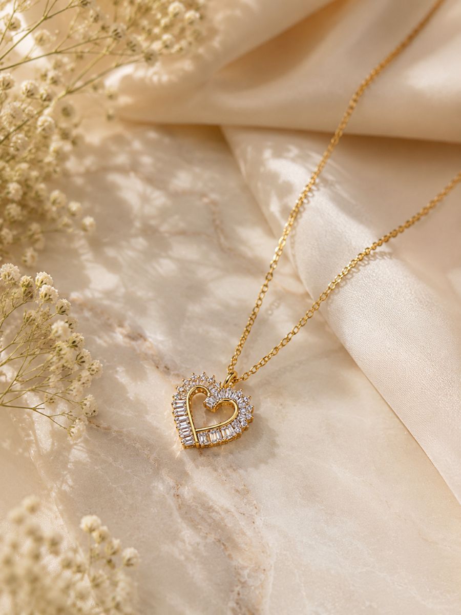 Valentina Crystal Heart Necklace | 18K gold-plated finish | Luxe Collection | Romantic Elegance | Timeless Sparkle