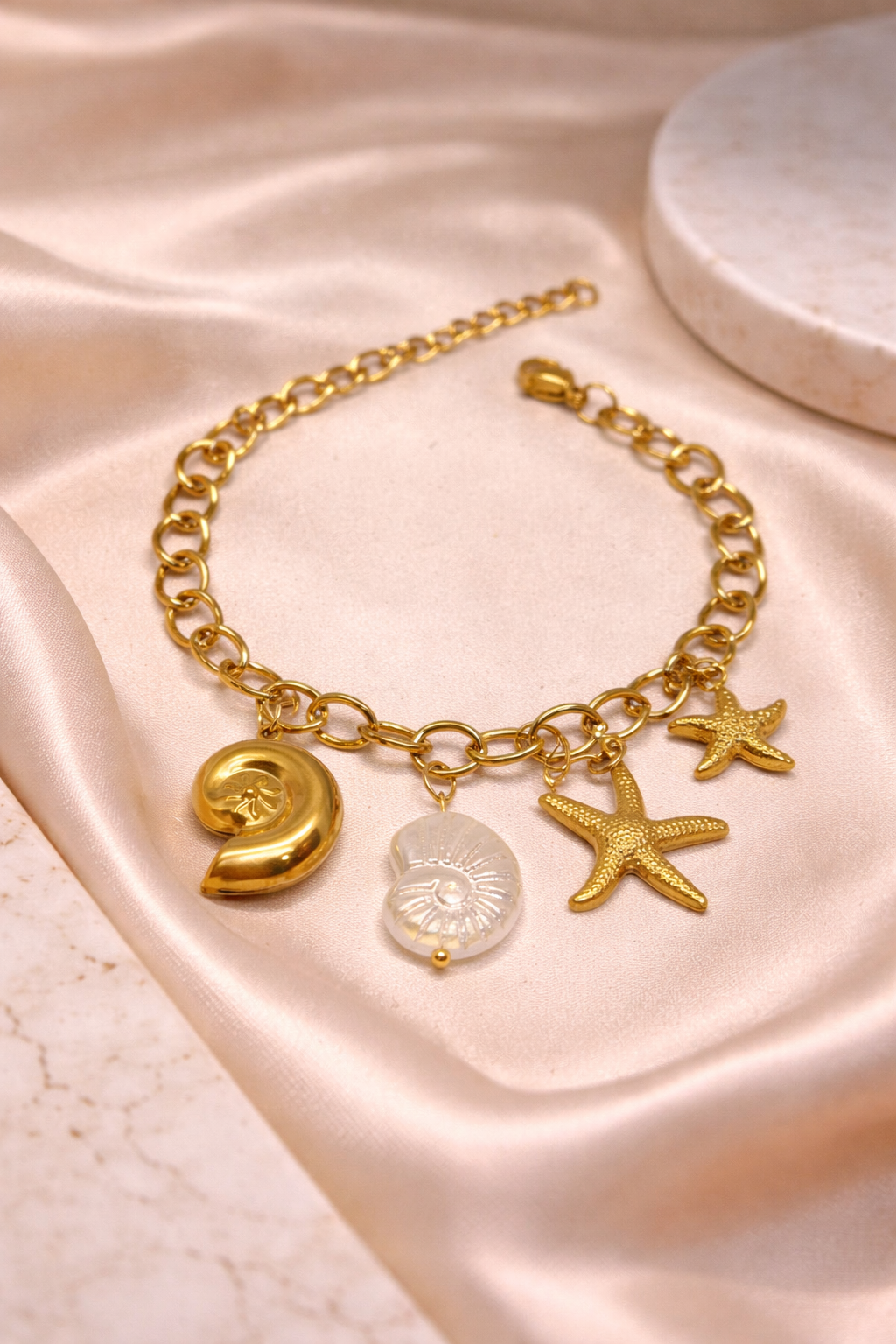 Seastar Shell Charm Bracelet