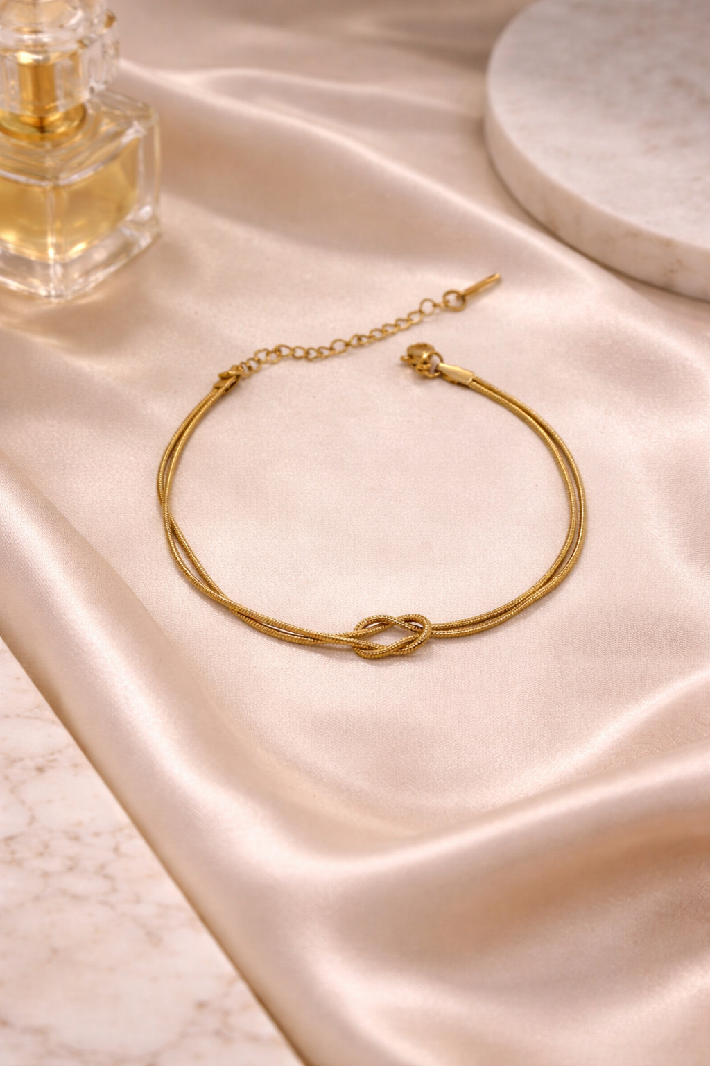 Infinity Knot Chain Bracelet (Gold & Silver)