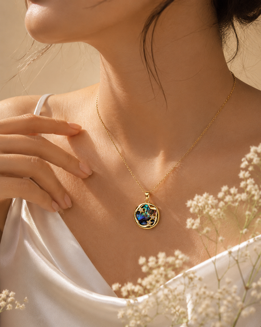 Ocean Resin Gold Pendant Necklace (Anti-Tarnish)