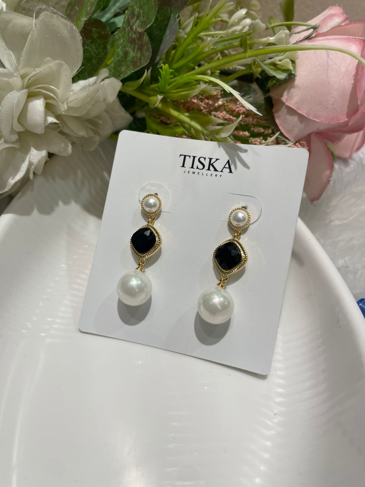 Moonlight Pearl Elegance Earrings