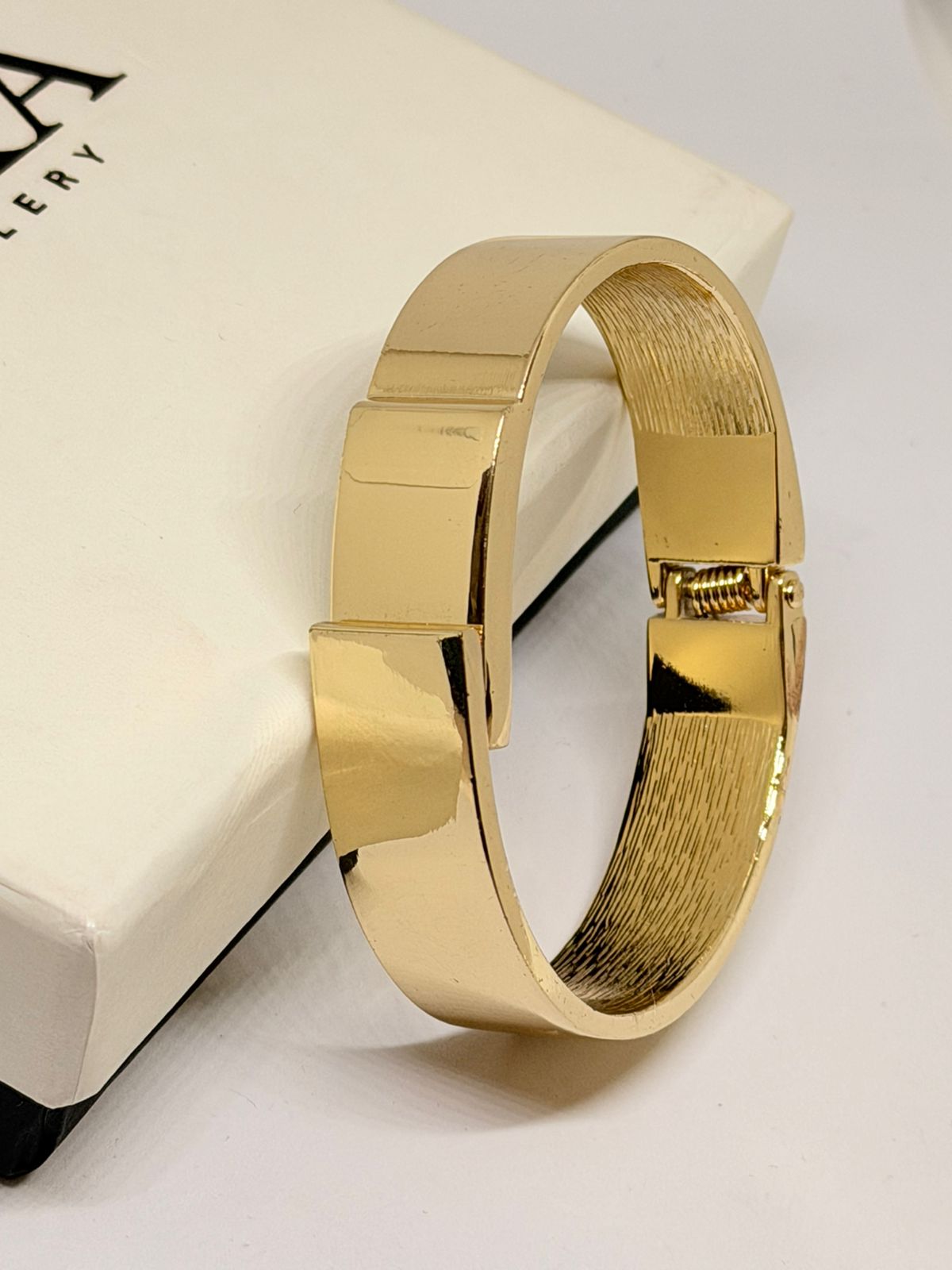 Gold Hinged Cuff Bracelet (Anti-Tarnish)