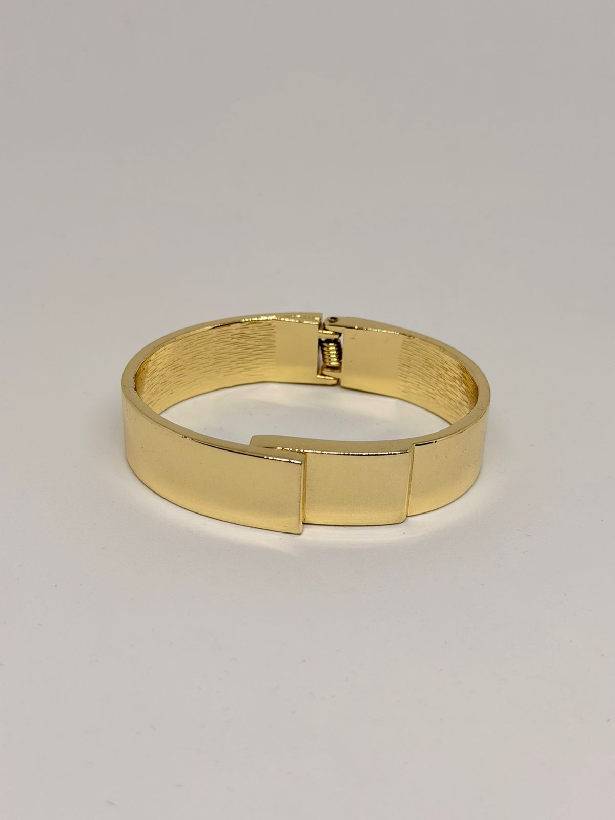 Gold Hinged Cuff Bracelet (Anti-Tarnish)