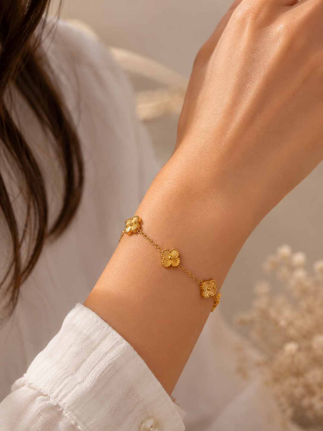 Aurelia Clover Luxe Bracelet - Gold