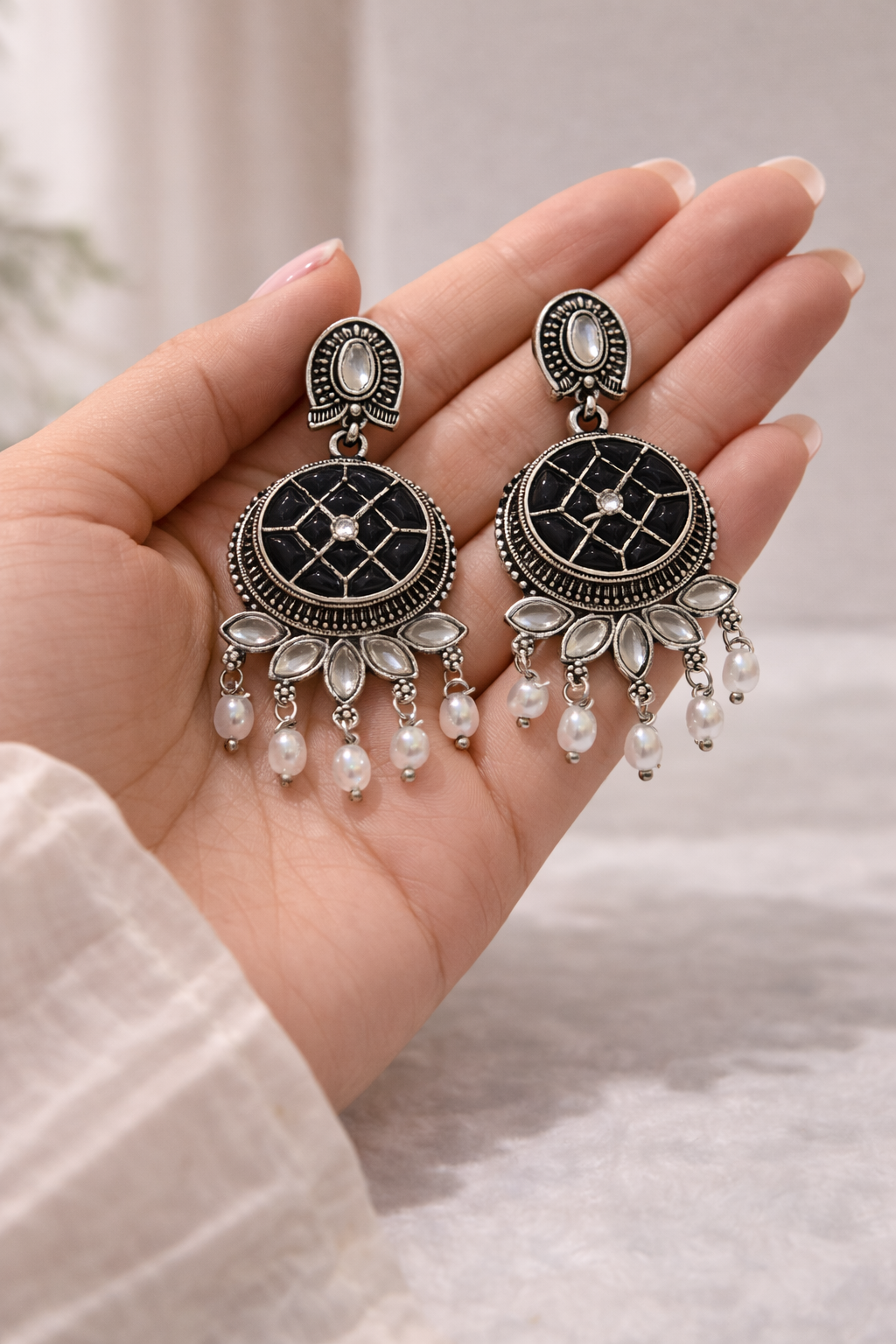Midnight Mesh Oxidised Pearl Drop Earrings