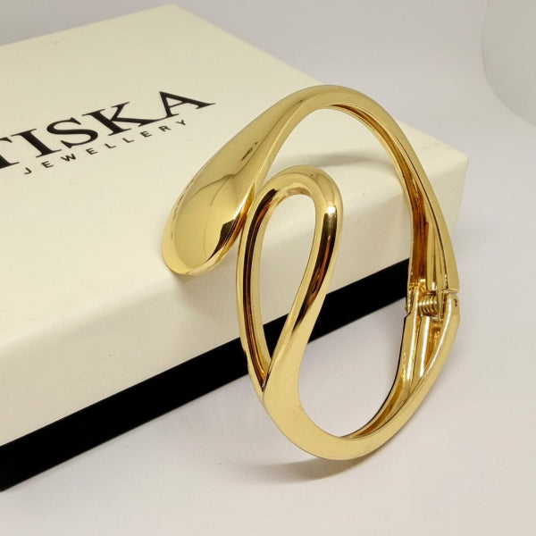 Golden Fluid Cuff Bracelet (Anti Tarnish)