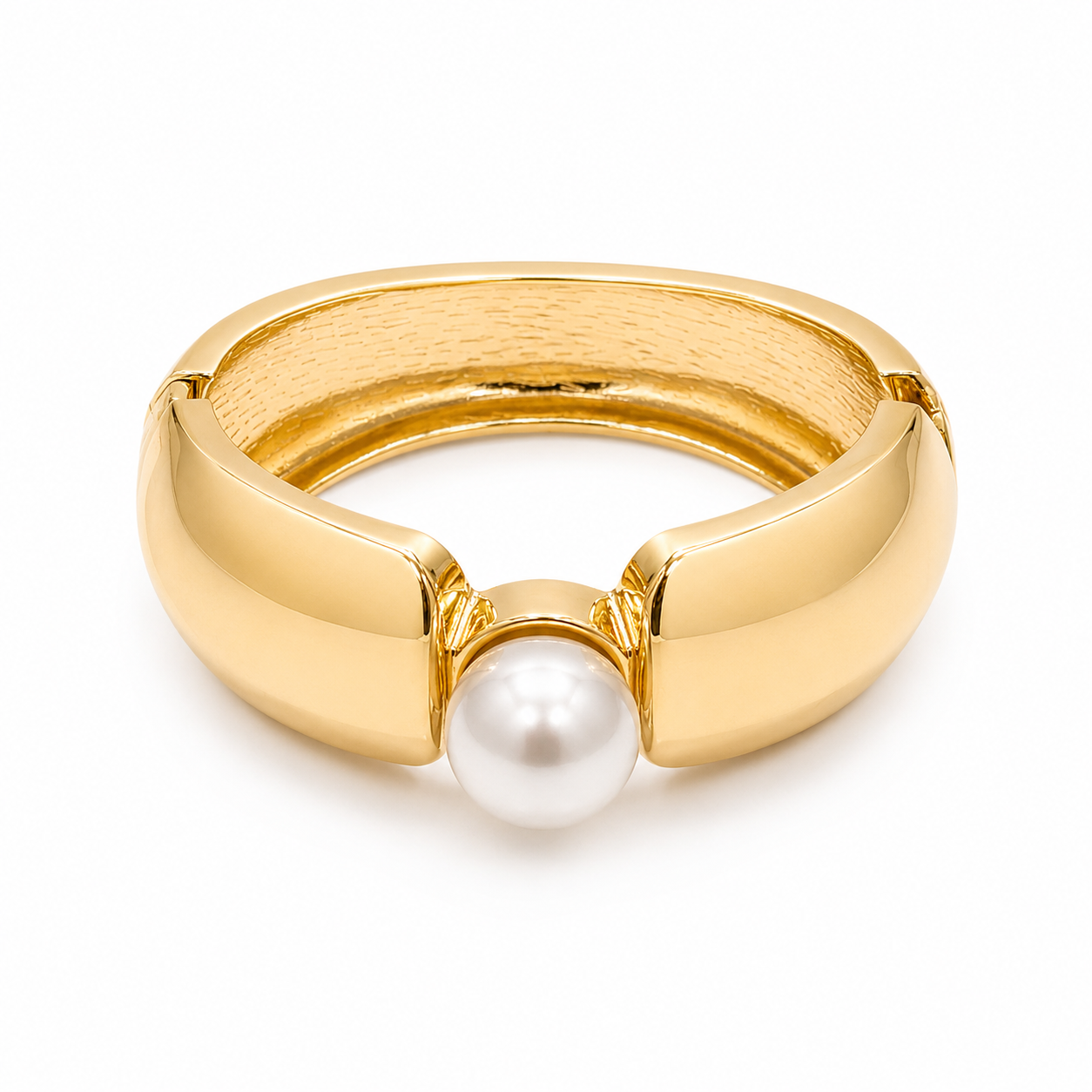 Pearl Aura Luxe Bangle