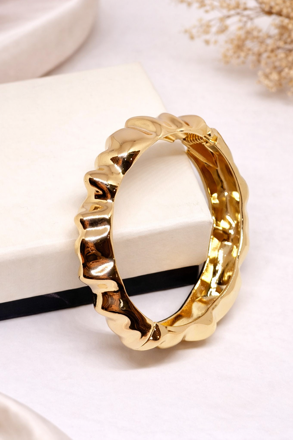 Golden Wave Cuff Bracelet  (Anti Tarnish)