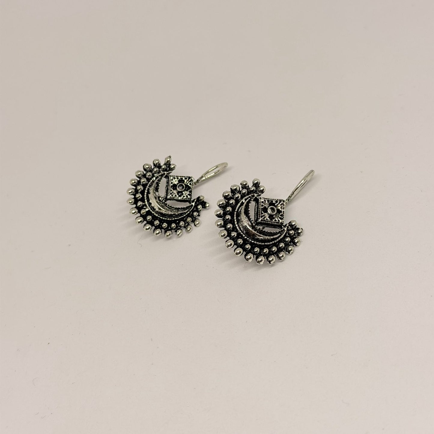 Chaand Bali Mini Hoop Earrings
