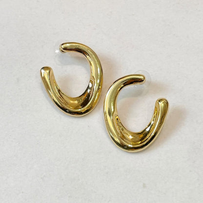 Bold Wave Gold Hoop Earrings (Anti Tarnish)