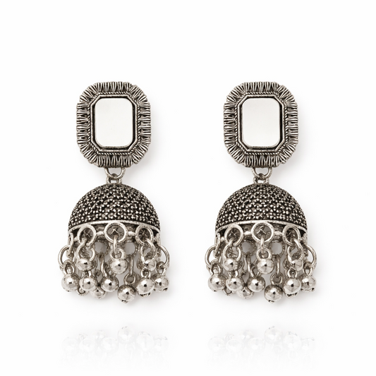 Sheesha Noor Classic Jhumka Earrings