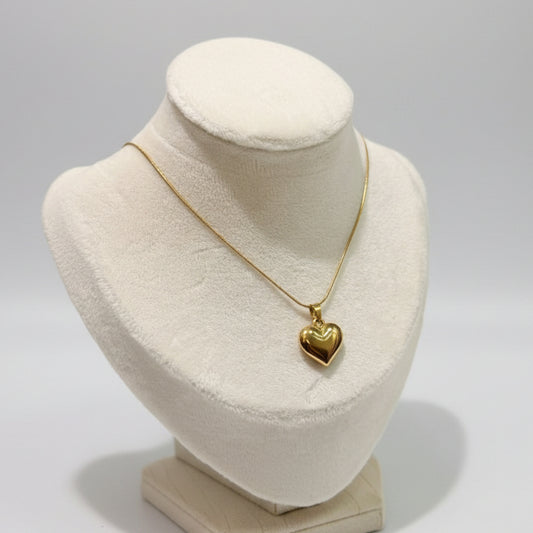 Classic Heart Gold Pendant Necklace (Anti-Tarnish)