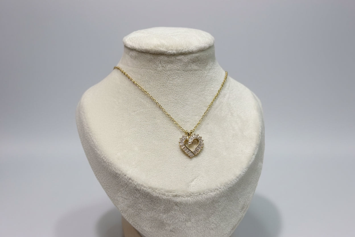 Crystal Heart Pendant Necklace – Gold Finish | Anti-Tarnish