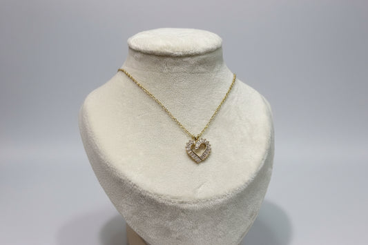 Crystal Heart Pendant Necklace – Gold Finish | Anti-Tarnish