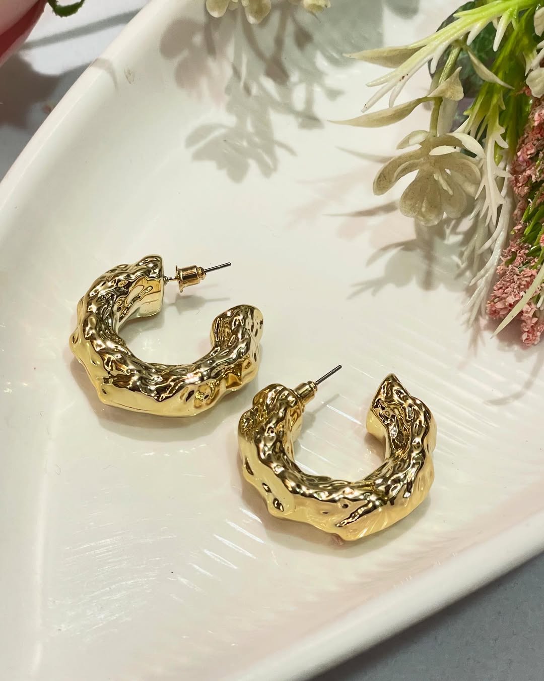 Golden Aura KOREN Hoop Earrings (Anti Tarnish)