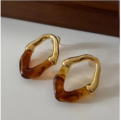 Amber Luxe Gold Hoop Earrings (Anti Tarnish)