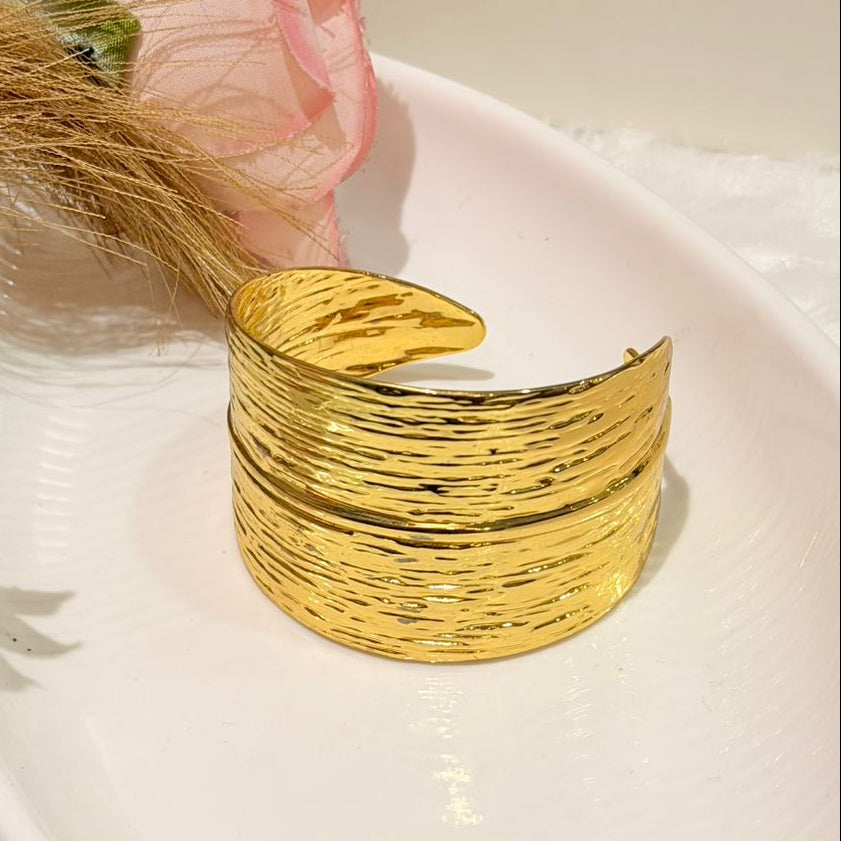 Textured Gold Cuff Bracelet  (Anti Tarnish)