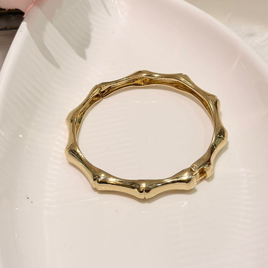 Textured Gold Cuff Bracelet (Anti Tarnish)