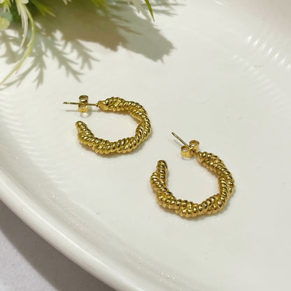 Twisted Gold Hoop Earrings (Anti Tarnish)