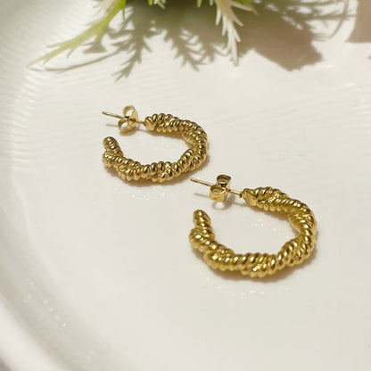 Twisted Gold Hoop Earrings (Anti Tarnish)