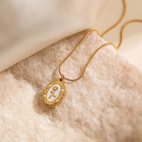 Vintage Floral Pendant Necklace (Anti-Tarnish)